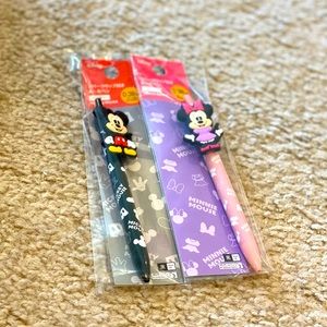 DISNEY Mickey and Minnie Mouse pen set